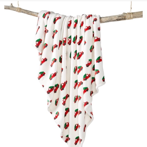 Charter Club Other - Charter club cozy 50’x70’ plush throw